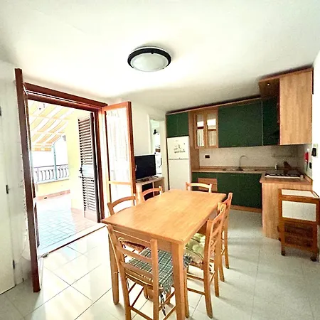 La Terrazza Di Andrea Apartamento Letoianni Exterior foto